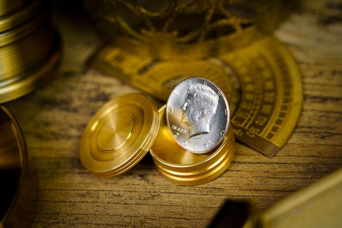 Magnetic Coin Box Set by Artisan Coin – TCC Magic