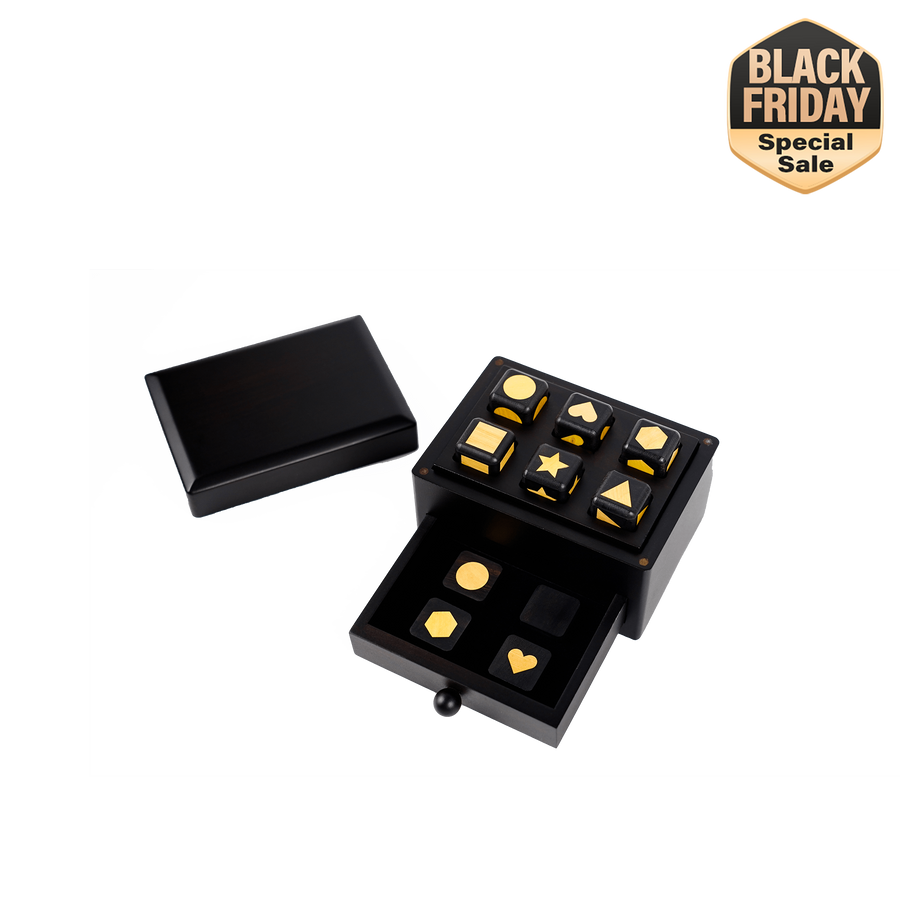 Hearken Dice by Classicho