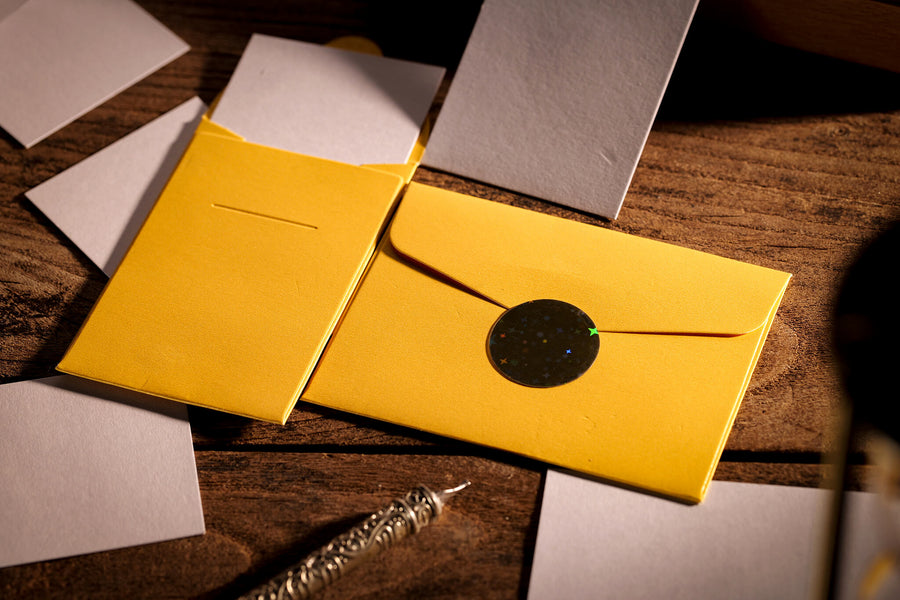 Roentgen Envelope by Chen Yang & TCC Magic