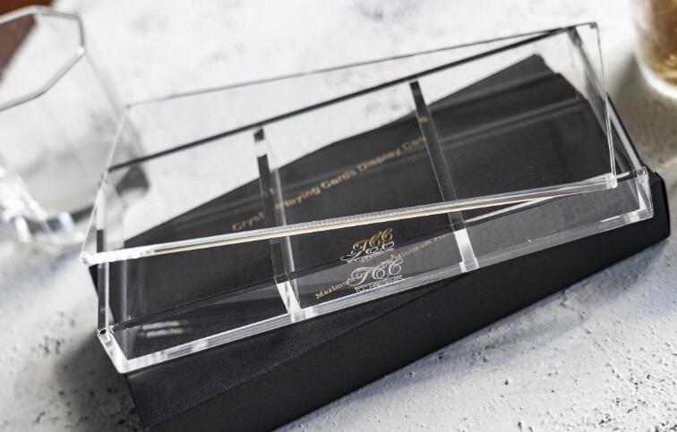 CRYSTAL PLAYING CARDS DISPLAY CASE BY TCC TCC Magic CRYSTAL PLAYING CARDS DISPLAY CASE BY TCC TCC Magic